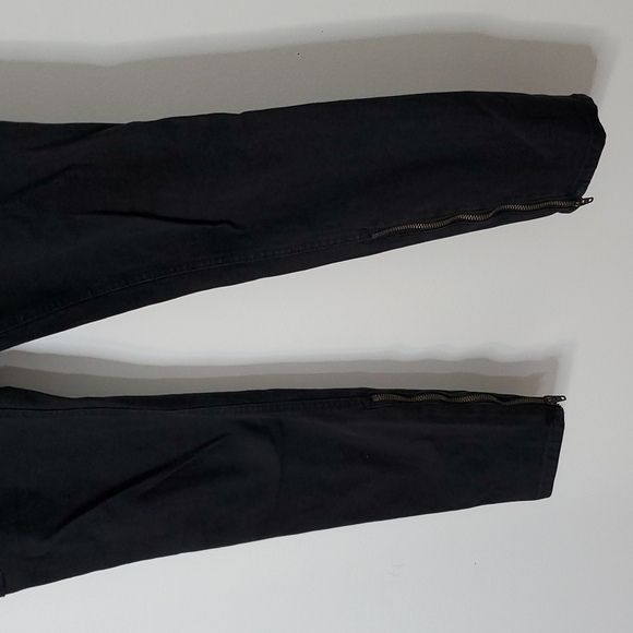 Hollister black 27x27 super skinny jeans - Picture 3 of 8
